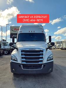 Used 2022 Freightliner Cascadia Detroit Diesel DD15 Semi Truck with Sleeper Cab for sale #563568 - photo 2