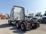Used 2019 Freightliner Cascadia Detroit Diesel DD15 Semi Truck with Sleeper Cab for sale #804077 - photo 2