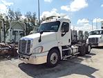 Used 2019 Freightliner Cascadia Detroit DD13 Semi Truck for sale #813358 - photo 1