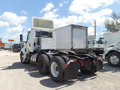 Used 2019 International LT International A26 Semi Truck for sale #826560 - photo 2