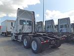 Used 2019 Freightliner Cascadia Detroit DD13 Semi Truck for sale #866760 - photo 2