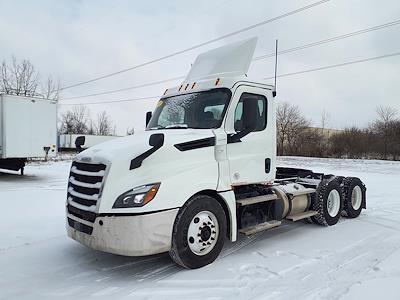 Used 2020 Freightliner Cascadia Detroit DD13 Semi Truck for sale #243291 - photo 1