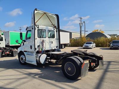 Used 2020 Freightliner Cascadia Detroit DD13 Semi Truck for sale #245169 - photo 2