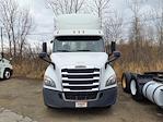 Used 2020 Freightliner Cascadia Detroit DD13 Semi Truck for sale #245171 - photo 3