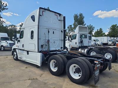Used 2020 Freightliner Cascadia Detroit Diesel DD15 Semi Truck with Sleeper Cab for sale #247947 - photo 2