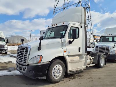 Used 2016 Freightliner Cascadia Cummins ISX Semi Truck for sale #653748 - photo 1