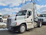 Used 2016 Freightliner Cascadia Cummins ISX Semi Truck for sale #653748 - photo 1