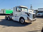 Used 2017 Volvo VNL Volvo D13 Semi Truck for sale #678395 - photo 4