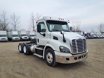 Used 2018 Freightliner Cascadia Detroit DD13 Semi Truck for sale #686579 - photo 1