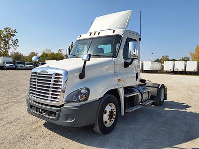 Used 2018 Freightliner Cascadia Detroit DD13 Semi Truck for sale #765921 - photo 1