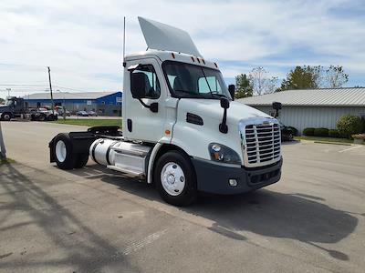 Used 2019 Freightliner Cascadia Detroit DD13 Semi Truck for sale #813579 - photo 1
