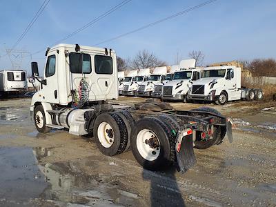 Used 2019 Freightliner Cascadia Detroit DD13 Semi Truck for sale #814141 - photo 2