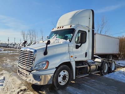 Used 2019 Freightliner Cascadia Detroit Diesel DD15 Semi Truck for sale #815121 - photo 1