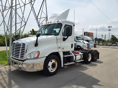 Used 2019 Freightliner Cascadia Detroit DD13 Semi Truck for sale #836538 - photo 1