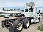 Used 2019 Freightliner Cascadia Detroit DD13 Semi Truck for sale #836538 - photo 5