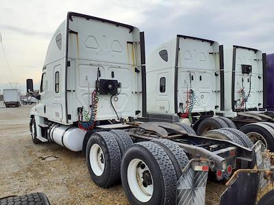 Used 2019 Freightliner Cascadia Detroit Diesel DD15 Semi Truck with Sleeper Cab for sale #862793 - photo 2