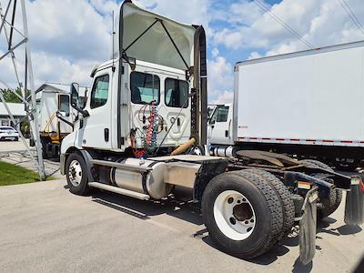 Used 2019 Freightliner Cascadia Detroit DD13 Semi Truck for sale #866293 - photo 2