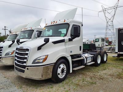 Used 2019 Freightliner Cascadia Detroit DD13 Semi Truck for sale #866456 - photo 1