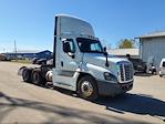 Used 2019 Freightliner Cascadia Cummins X15 Semi Truck for sale #867546 - photo 4