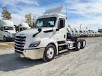 Used 2019 Freightliner Cascadia Detroit DD13 Semi Truck for sale #878273 - photo 1