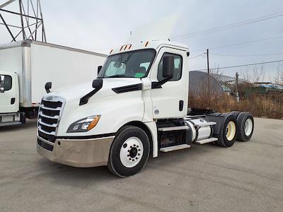 Used 2019 Freightliner Cascadia Detroit DD13 Semi Truck for sale #878289 - photo 1