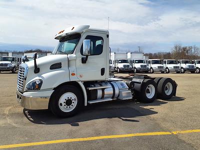 Used 2018 Freightliner Cascadia - photo 1