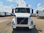 Used 2020 Volvo VNR Volvo D13 Semi Truck for sale #243595 - photo 3