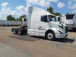 Used 2020 Volvo VNR Volvo D13 Semi Truck for sale #243595 - photo 4