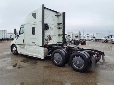 Used 2020 Freightliner Cascadia Detroit Diesel DD15 Semi Truck with Sleeper Cab for sale #265417 - photo 2