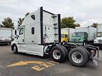Used 2020 Freightliner Cascadia Detroit Diesel DD15 Semi Truck with Sleeper Cab for sale #279238 - photo 2