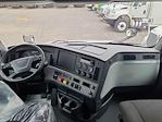 Used 2020 Freightliner Cascadia Detroit Diesel DD15 Semi Truck with Sleeper Cab for sale #279238 - photo 7