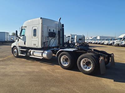 Used 2020 Freightliner Cascadia Detroit Diesel DD15 Semi Truck with Sleeper Cab for sale #281873 - photo 2