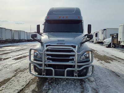 Used 2020 Freightliner Cascadia - photo 1