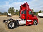Used 2013 Freightliner Cascadia Detroit DD13 Semi Truck for sale #504941 - photo 5