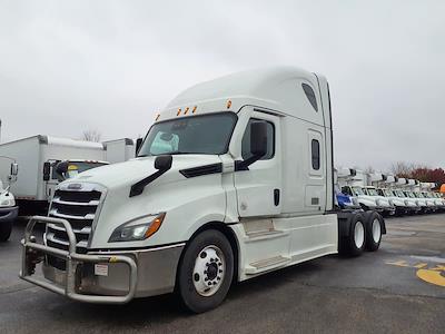 Used 2022 Freightliner Cascadia Detroit Diesel DD15 Semi Truck with Sleeper Cab for sale #511891 - photo 1
