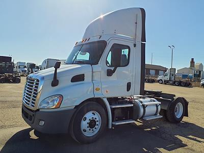 Used 2017 Freightliner Cascadia Detroit DD13 Semi Truck for sale #664325 - photo 1