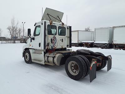 Used 2017 Freightliner Cascadia - photo 1
