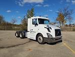 Used 2017 Volvo VNL Volvo D13 Semi Truck for sale #678394 - photo 4