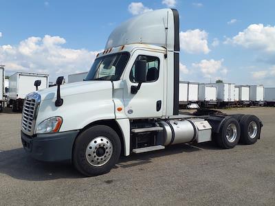 Used 2018 Freightliner Cascadia Detroit DD13 Semi Truck for sale #680643 - photo 1