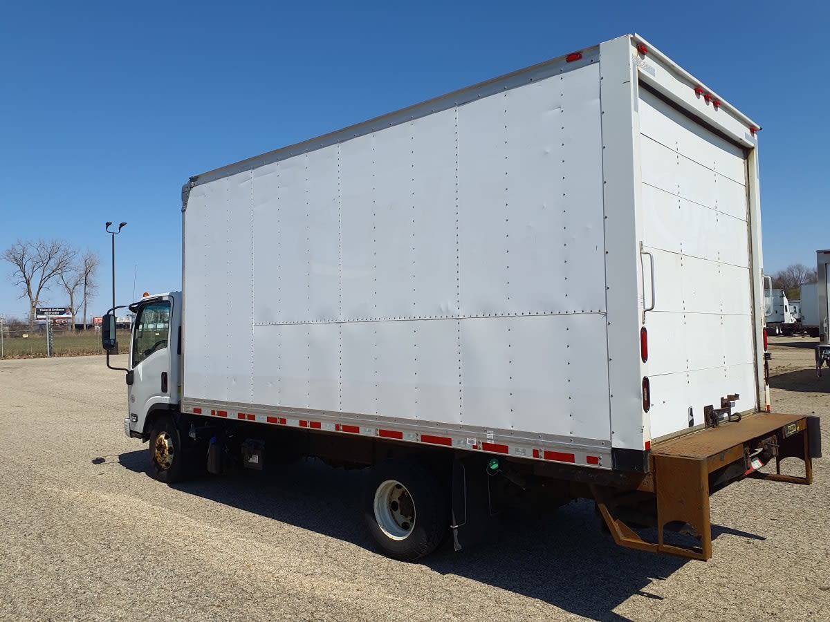 Used 2018 Isuzu NPR-HD - photo 2