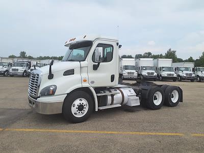 Used 2018 Freightliner Cascadia Detroit DD13 Semi Truck for sale #777832 - photo 1