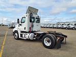 Used 2018 Freightliner Cascadia Cummins X15 Semi Truck for sale #785934 - photo 2