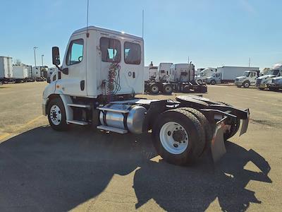 Used 2019 Freightliner Cascadia Detroit DD13 Semi Truck for sale #810114 - photo 2