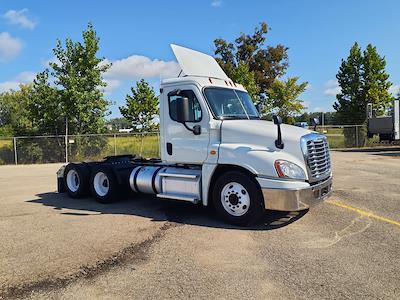 Used 2019 Freightliner Cascadia Detroit DD13 Semi Truck for sale #813680 - photo 1
