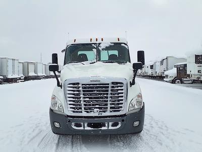 Used 2019 Freightliner Cascadia Detroit DD13 Semi Truck for sale #862423 - photo 2