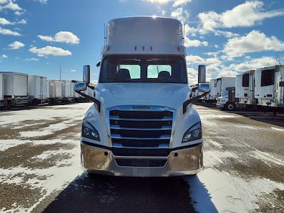 Used 2019 Freightliner Cascadia Detroit DD13 Semi Truck for sale #866288 - photo 2