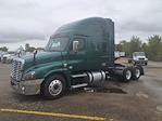 Used 2019 Freightliner Cascadia Detroit Diesel DD15 Semi Truck with Sleeper Cab for sale #870183 - photo 1