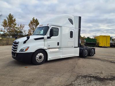Used 2020 Freightliner Cascadia Detroit Diesel DD15 Semi Truck with Sleeper Cab for sale #874411 - photo 1