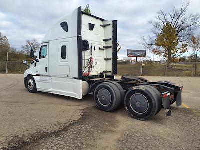 Used 2020 Freightliner Cascadia Detroit Diesel DD15 Semi Truck with Sleeper Cab for sale #874411 - photo 2