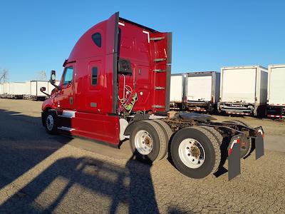 Used 2020 Freightliner Cascadia Detroit Diesel DD15 Semi Truck with Sleeper Cab for sale #875224 - photo 2